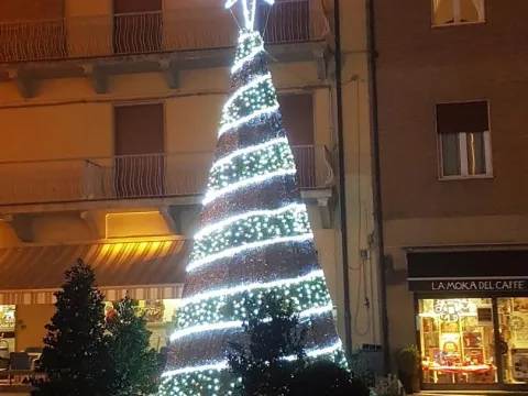 Noleggio luminarie – GNB Luminarie (4)